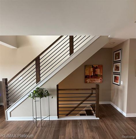 674 Summit Ridge Drive, Milford, MI 48381