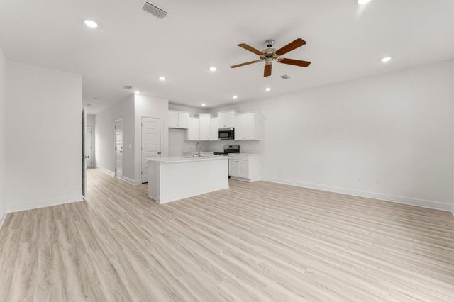 161 Hawk Street, Santa Rosa Beach, FL 32459