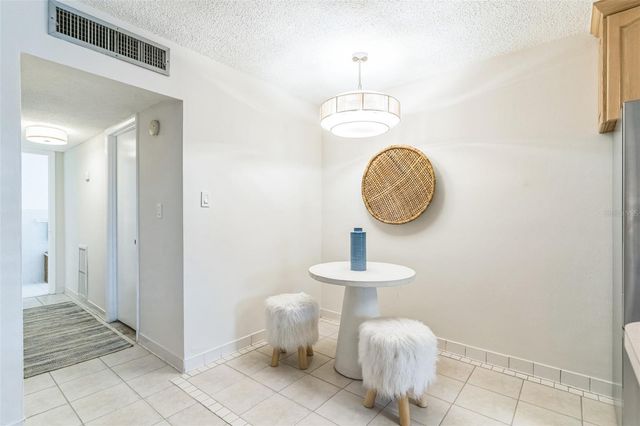 320 LAKEVIEW STREET 110, Orlando, FL 32804