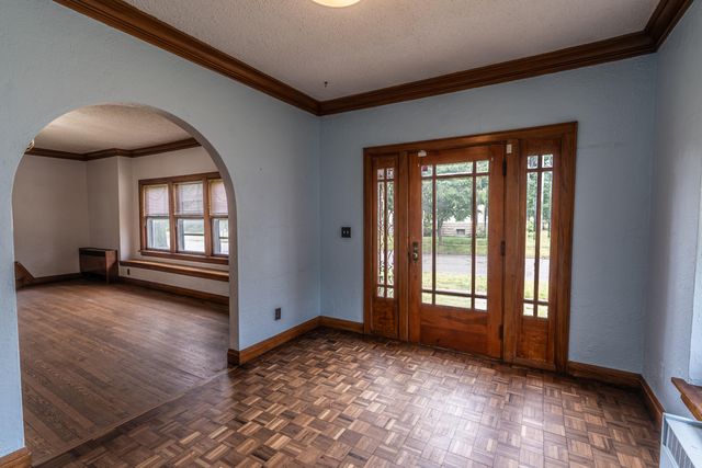1500 Clinton Street, Muskegon, MI 49442