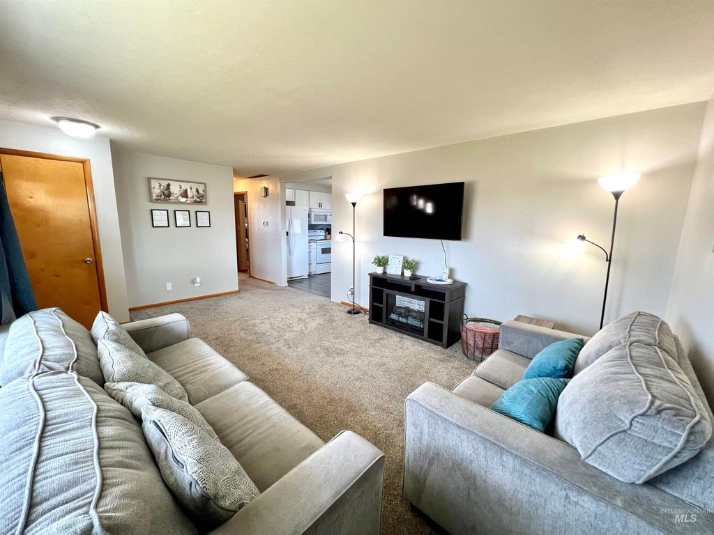 266 S 200 W, Rupert, ID 83350 photo 4