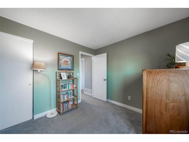 1121 S Joplin St, Aurora, CO 80017