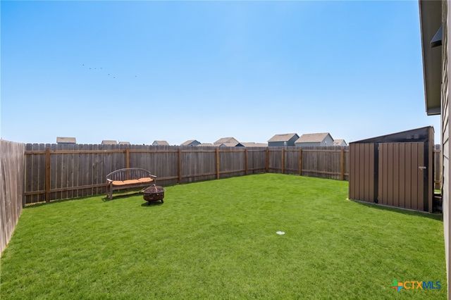 116 Texas Angel Way, Jarrell, TX 76537
