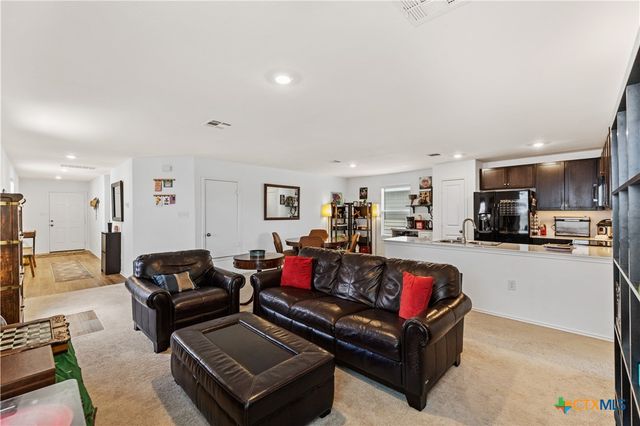 116 Texas Angel Way, Jarrell, TX 76537