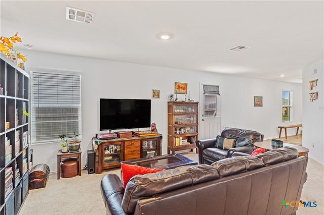 116 Texas Angel Way, Jarrell, TX 76537