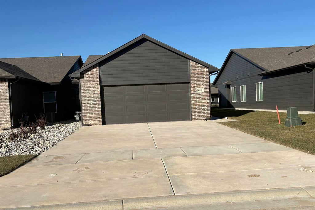 4911 N Vassar Avenue, Wichita, KS 67220