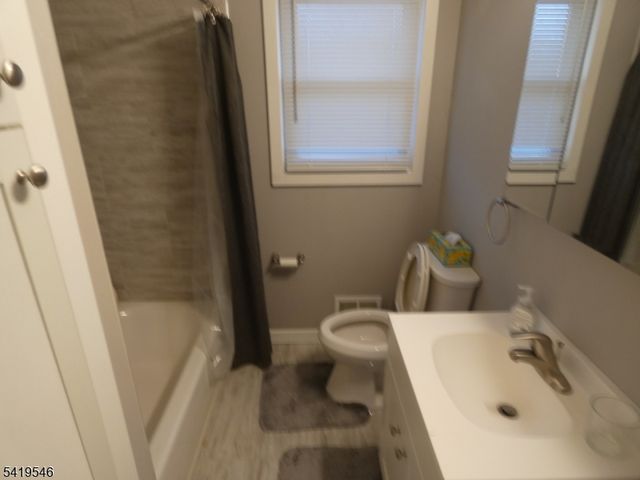 57 S Bank St, Manville Boro, NJ 08835