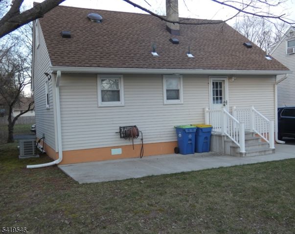 57 S Bank St, Manville Boro, NJ 08835