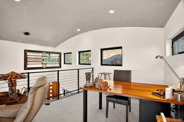 5320 Lost Cabin Road, Manitou Springs, CO 80829