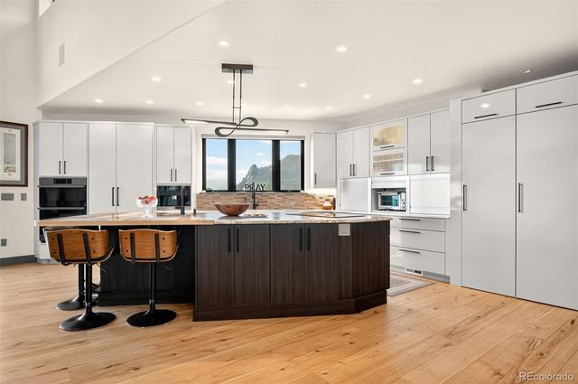 5320 Lost Cabin Road, Manitou Springs, CO 80829