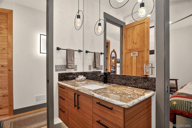 5320 Lost Cabin Road, Manitou Springs, CO 80829