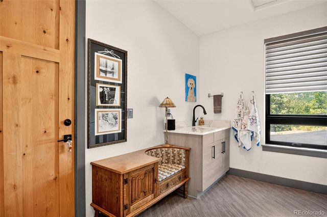 5320 Lost Cabin Road, Manitou Springs, CO 80829