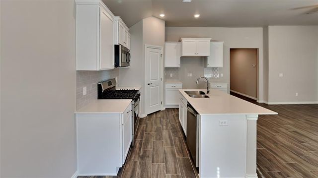9000 NW 127th Terrace, Yukon, OK 73099