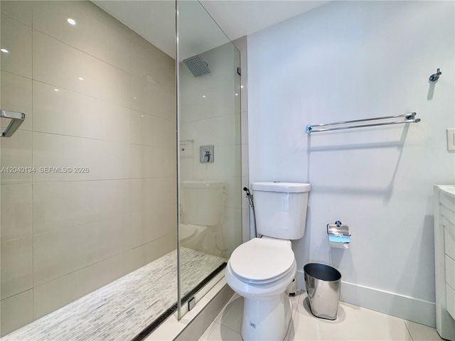 200 SE 15th Road 9I, Miami, FL 33129