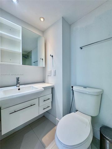 200 SE 15th Road 9I, Miami, FL 33129