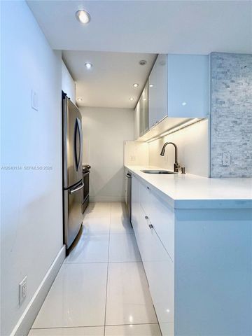 200 SE 15th Road 9I, Miami, FL 33129