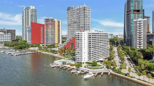 200 SE 15th Road 9I, Miami, FL 33129