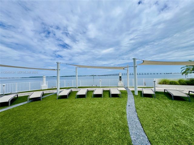 200 SE 15th Road 9I, Miami, FL 33129