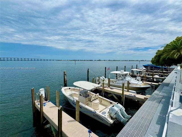200 SE 15th Road 9I, Miami, FL 33129