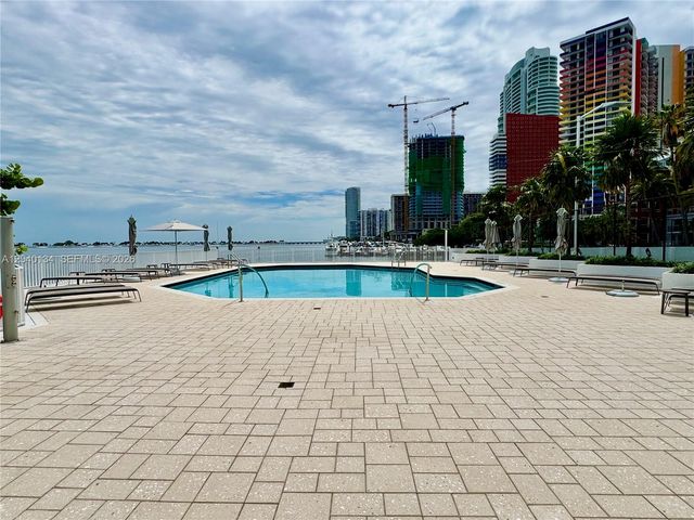 200 SE 15th Road 9I, Miami, FL 33129