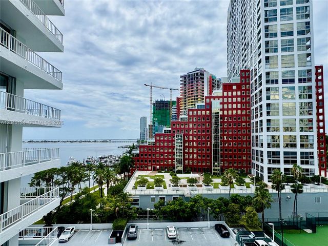 200 SE 15th Road 9I, Miami, FL 33129