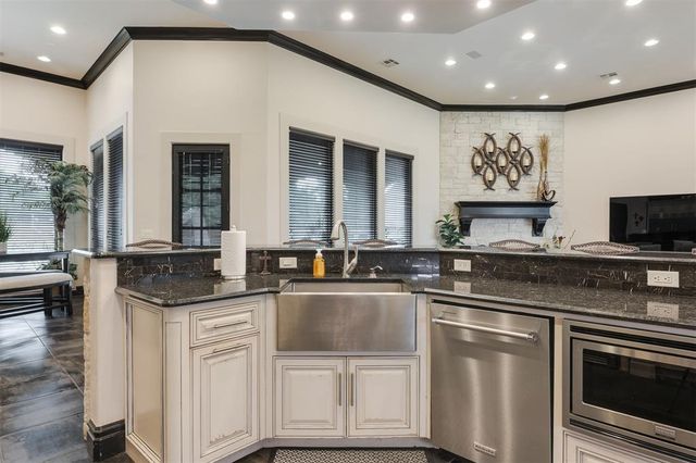 3617 Stagmoor Road, Edmond, OK 73034