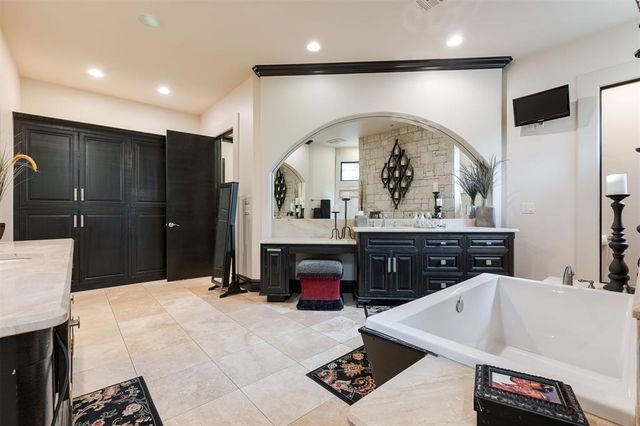 3617 Stagmoor Road, Edmond, OK 73034