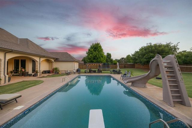 3617 Stagmoor Road, Edmond, OK 73034