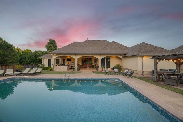 3617 Stagmoor Road, Edmond, OK 73034