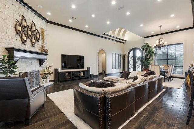 3617 Stagmoor Road, Edmond, OK 73034