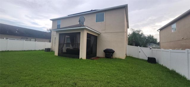 1424 MAIN STREET, Valrico, FL 33594