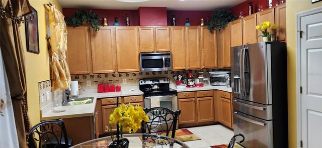 1424 MAIN STREET, Valrico, FL 33594