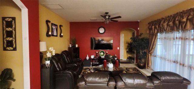 1424 MAIN STREET, Valrico, FL 33594