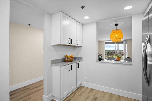 3100 W Rolling Hills Circle 707, Davie, FL 33328