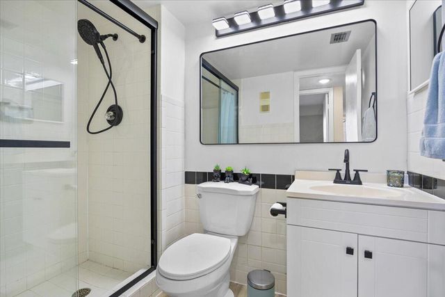 3100 W Rolling Hills Circle 707, Davie, FL 33328