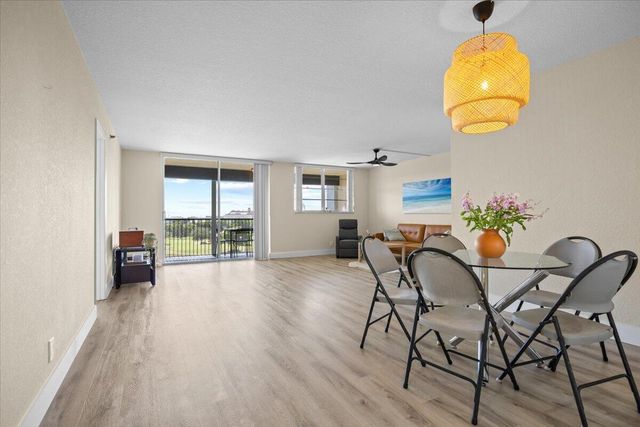 3100 W Rolling Hills Circle 707, Davie, FL 33328