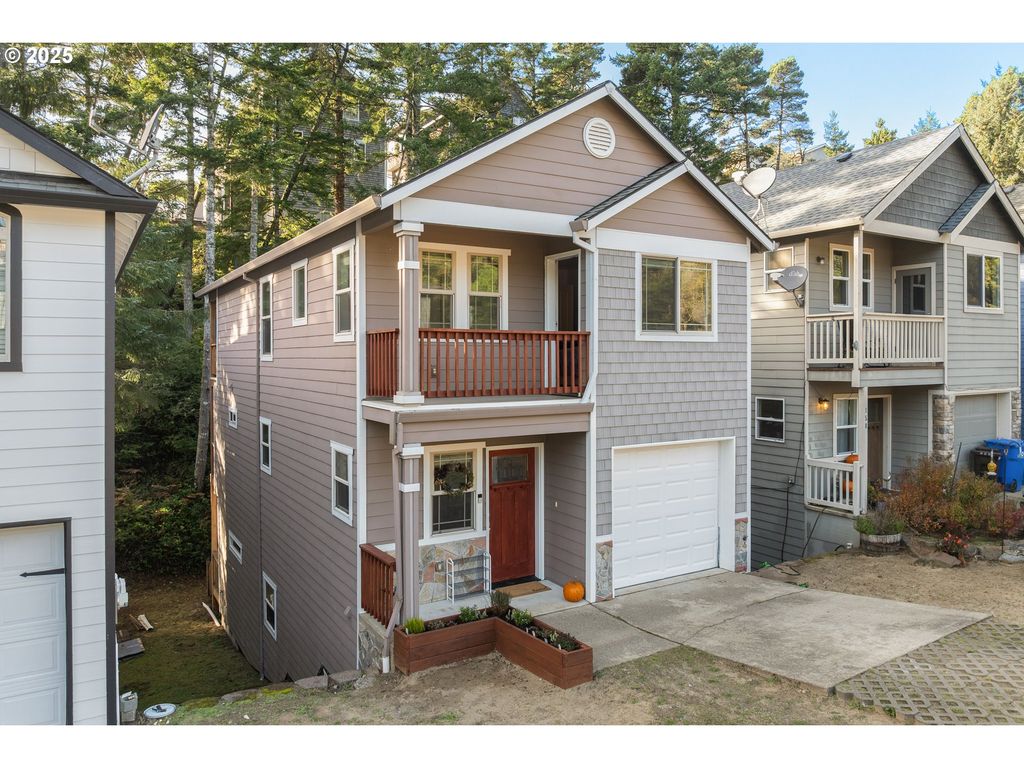 140 BREEZEE Way, Tillamook, OR 97141