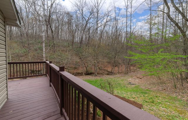 108 Trapper LN, Vinton, VA 24179