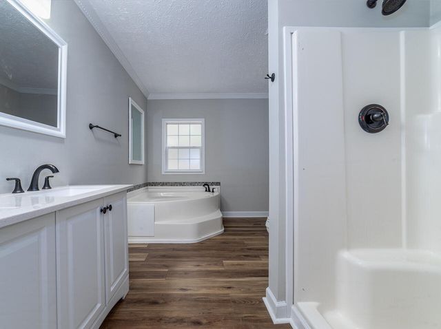 108 Trapper LN, Vinton, VA 24179