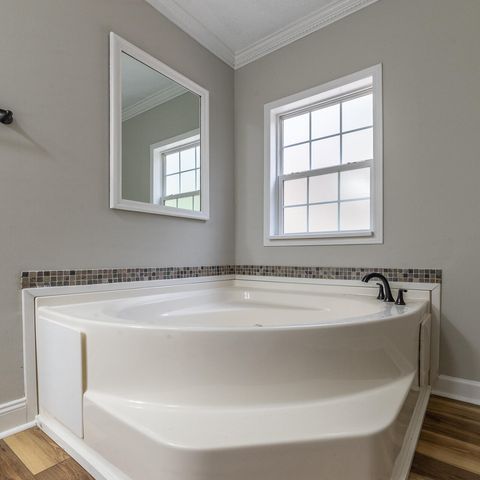 108 Trapper LN, Vinton, VA 24179