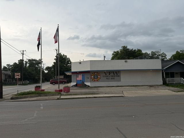 2541 W Southcross, San Antonio, TX 78211