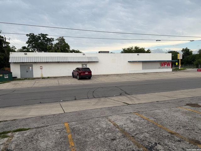 2541 W Southcross, San Antonio, TX 78211