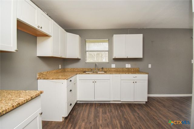 603 Maplewood Drive, Victoria, TX 77901