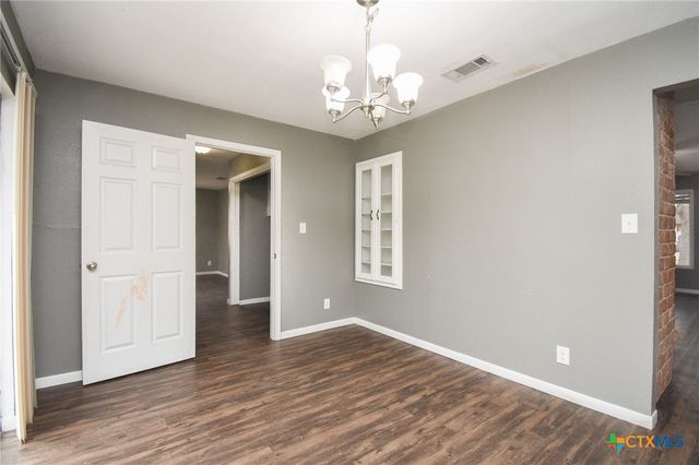 603 Maplewood Drive, Victoria, TX 77901