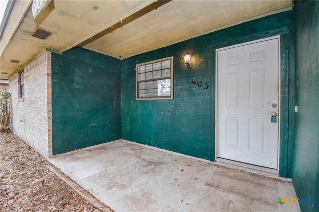 603 Maplewood Drive, Victoria, TX 77901