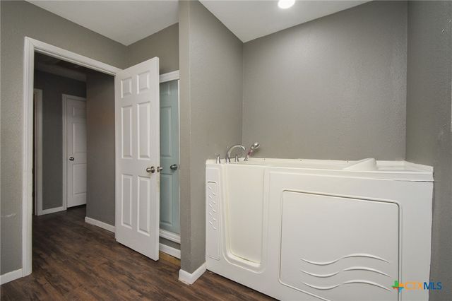 603 Maplewood Drive, Victoria, TX 77901