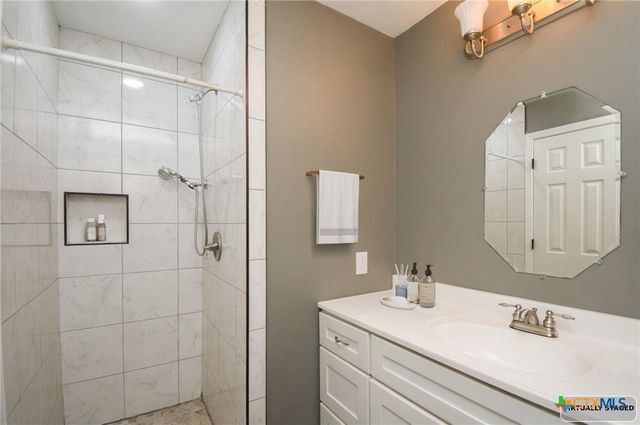 603 Maplewood Drive, Victoria, TX 77901