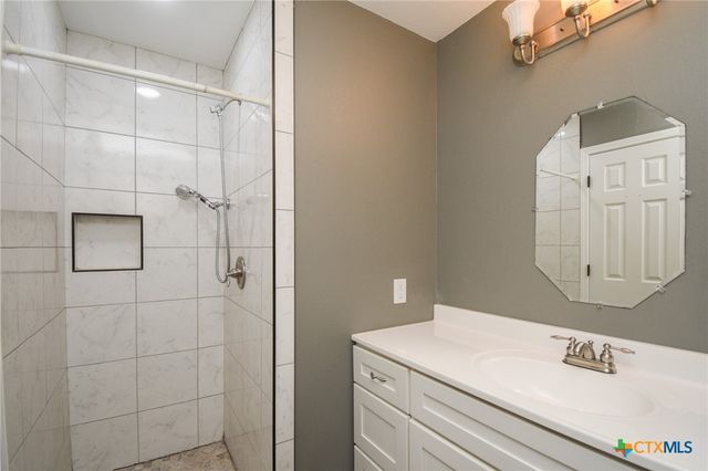 603 Maplewood Drive, Victoria, TX 77901