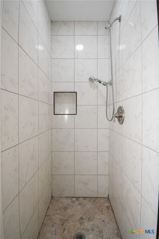 603 Maplewood Drive, Victoria, TX 77901