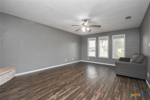 603 Maplewood Drive, Victoria, TX 77901